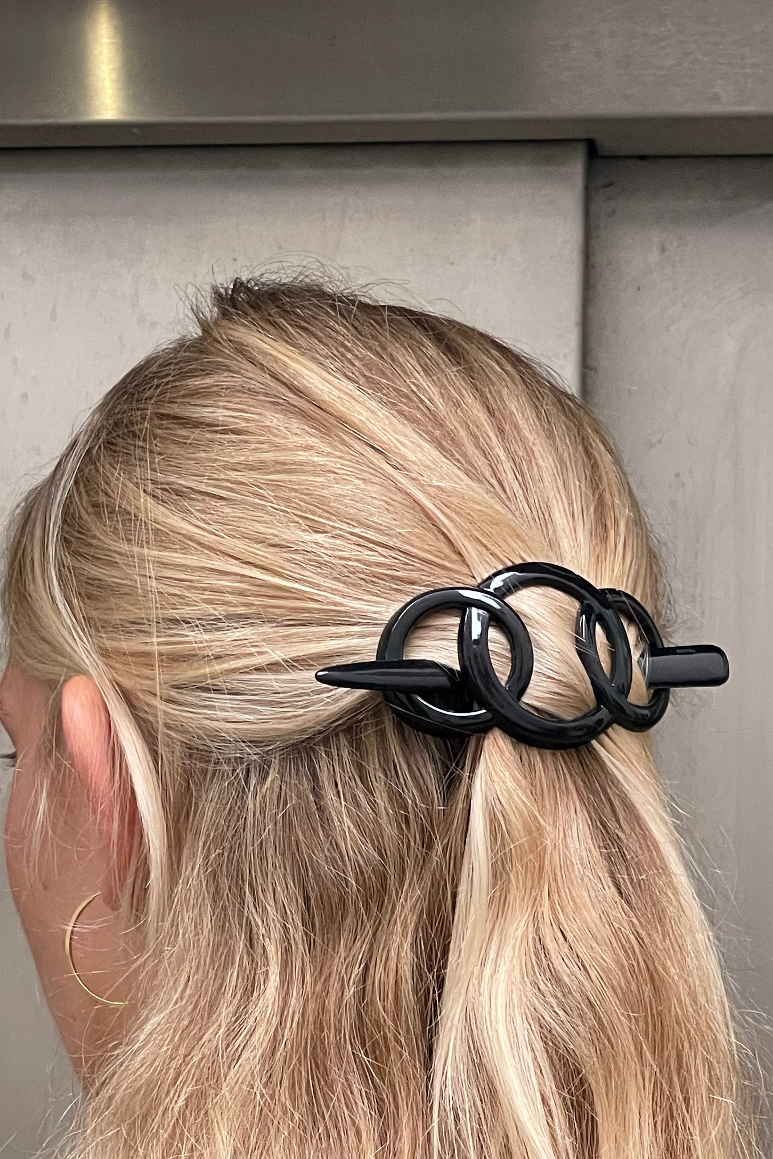 02 HAIR ACCESSORIES