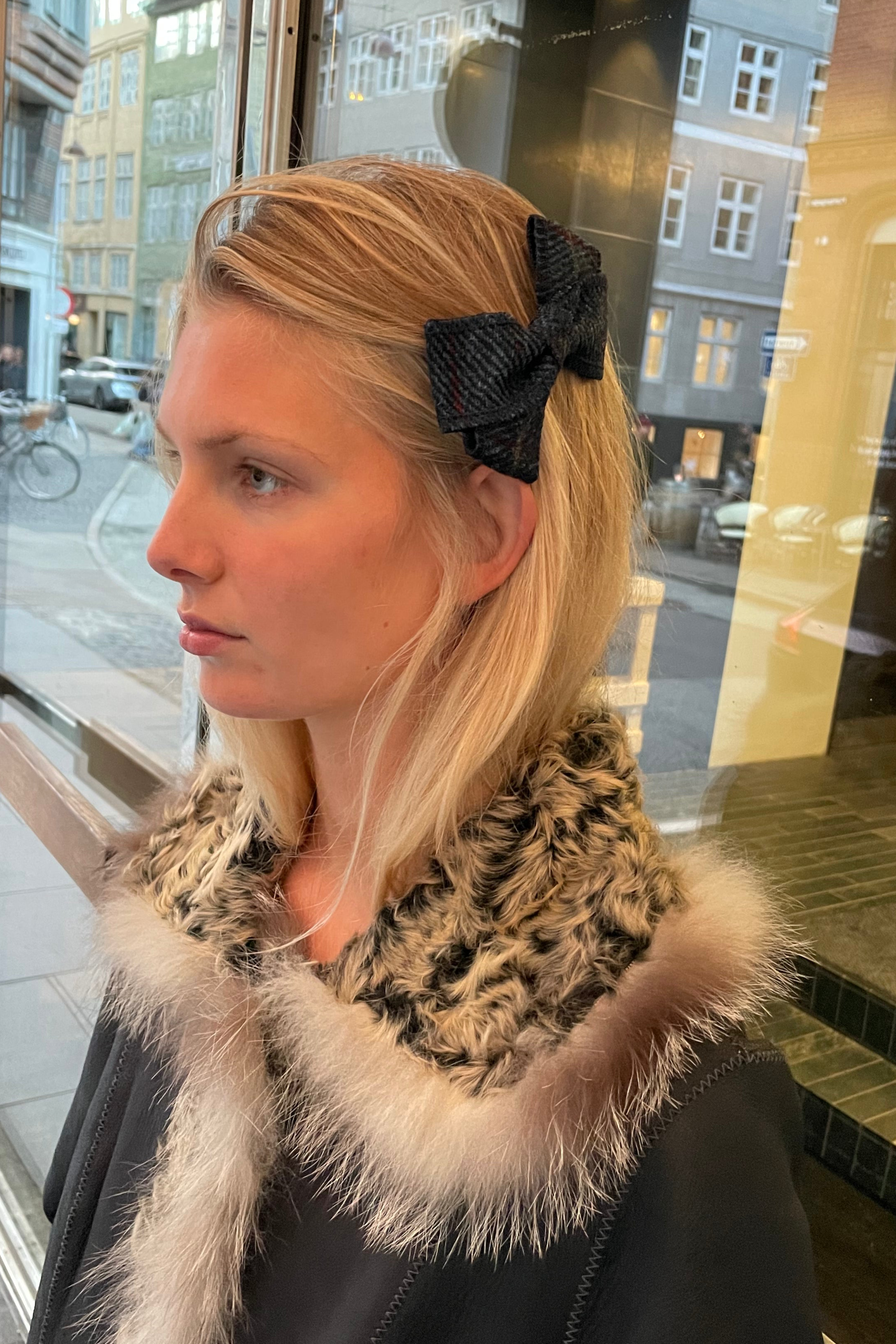HAIR PIN / Bow